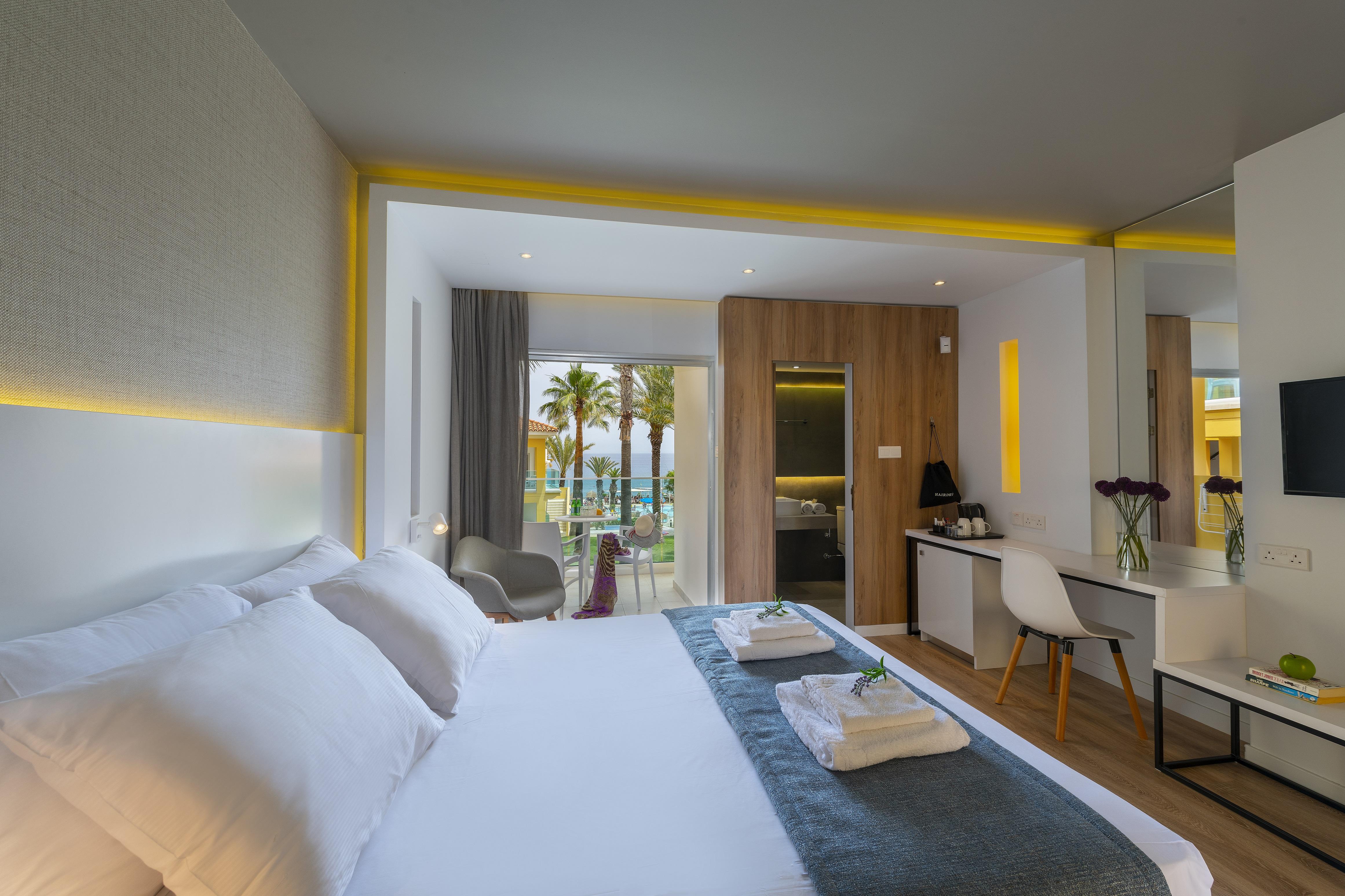 Malama Beach Holiday Village プロタラス エクステリア 写真