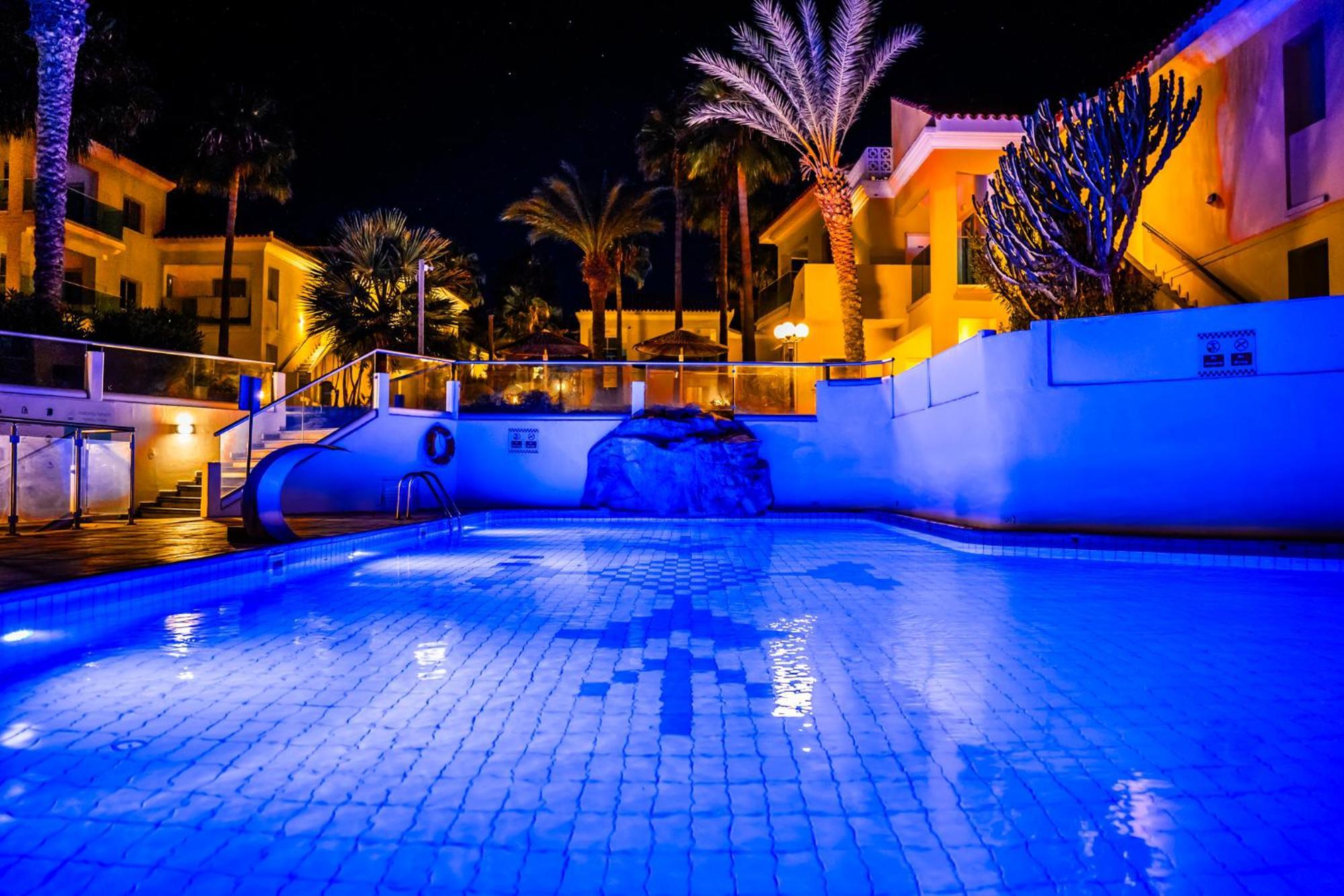 Malama Beach Holiday Village プロタラス エクステリア 写真