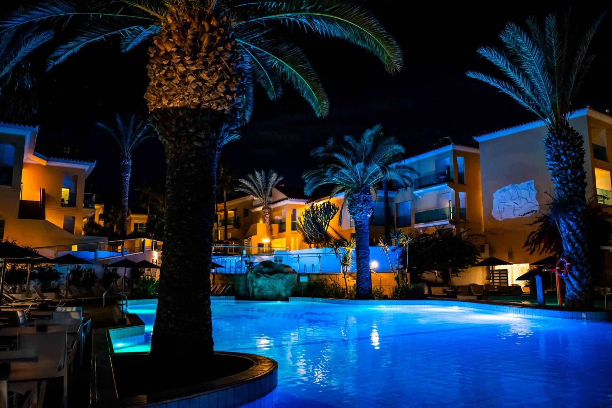 Malama Beach Holiday Village プロタラス エクステリア 写真